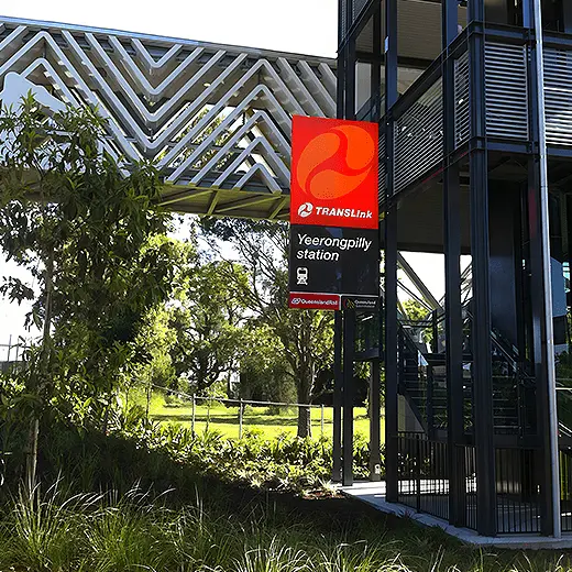 yeerongpilly_footbridge_feature-min