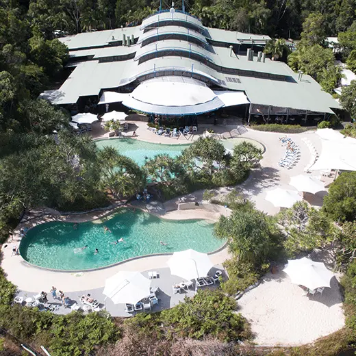 kingfisher_bay_resort_feat_min