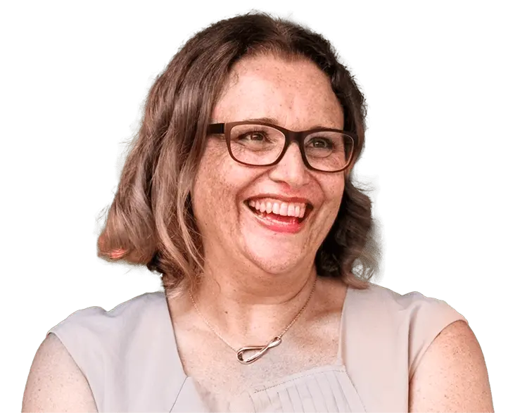 carlie_r_bio-min carlie_r_bio-min